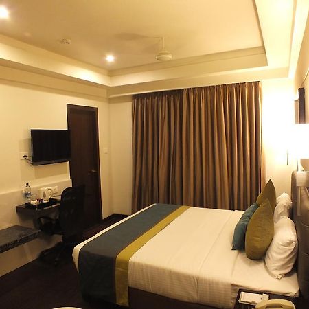 Hotel Regalia Tirupati Exterior foto