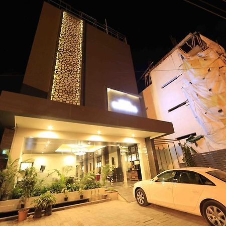 Hotel Regalia Tirupati Exterior foto
