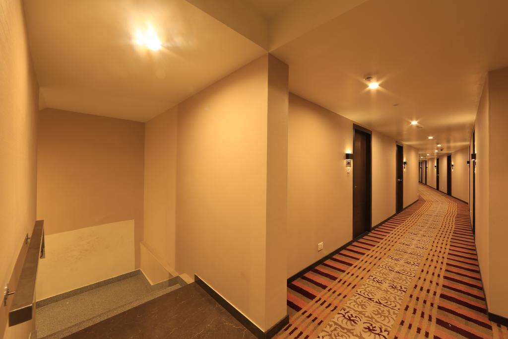 Hotel Regalia Tirupati Exterior foto