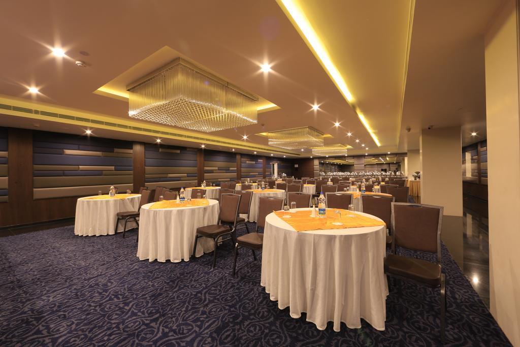 Hotel Regalia Tirupati Exterior foto