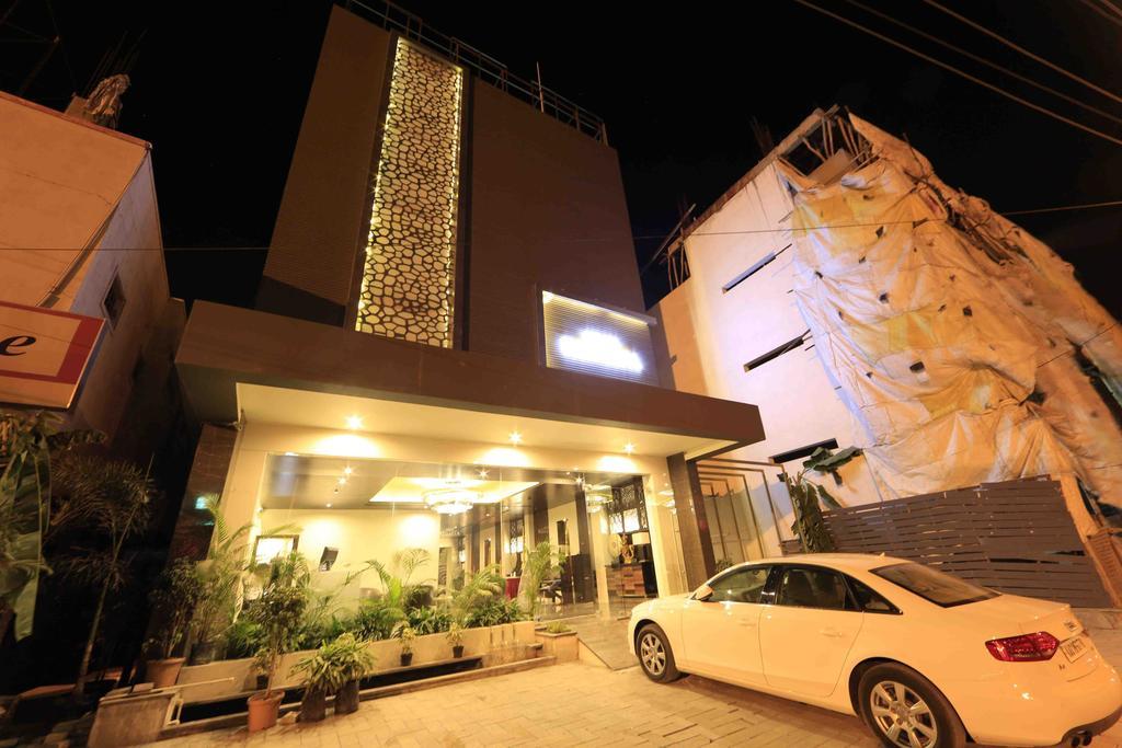 Hotel Regalia Tirupati Exterior foto